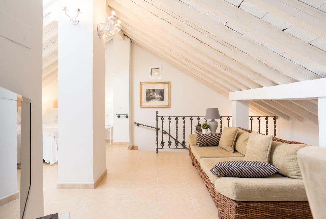 Loft Con Gran Terraza En Primera Linea De Playa Malaga Zewnętrze zdjęcie